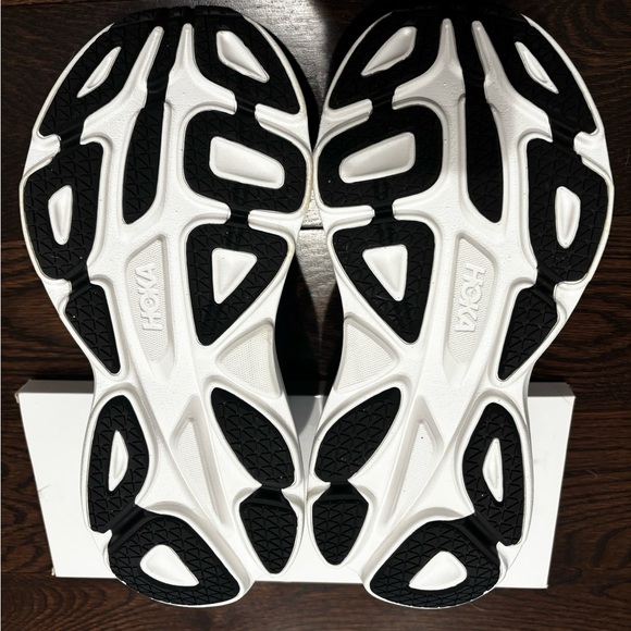 HOKA Navy and Light Blue Running Shoes - Like New! - Picture 4 of 6